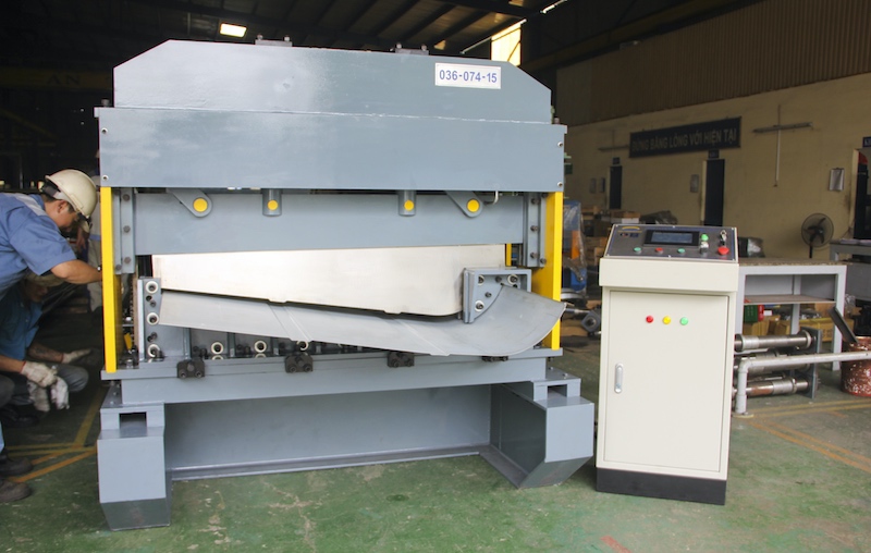Roll Forming Machine for Vehicle parts